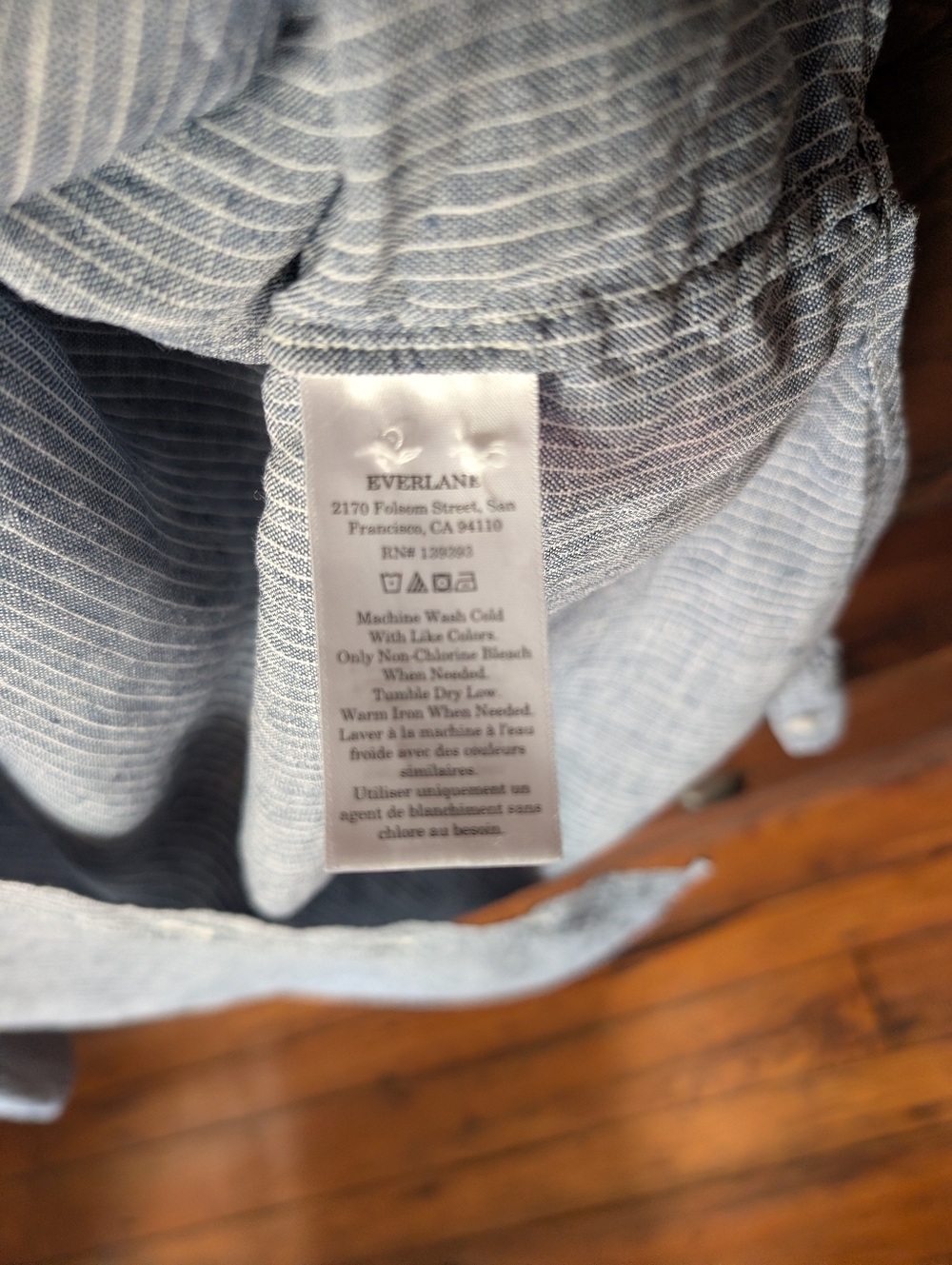 Everlane Woman's Linen Button Down Shirt - Picture 4 of 10